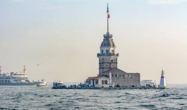 İstanbul, Türkiye 07 Nisan 2019: İstanbul'da Kız Kulesi (Kiz Kulesi - Üsküdar)