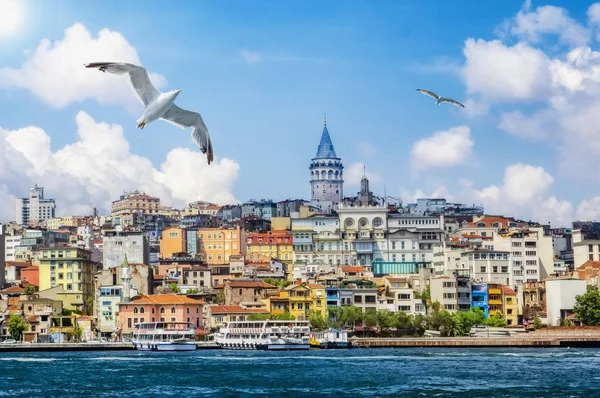 Galata kulesine karşı Haliç, İstanbul, Türkiye