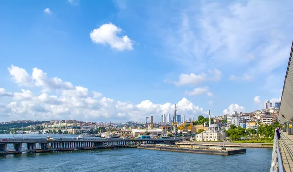 Estambul Turquía Junio 2019 Torre Galata Puente Galata Distrito Karakoy — Foto de Stock