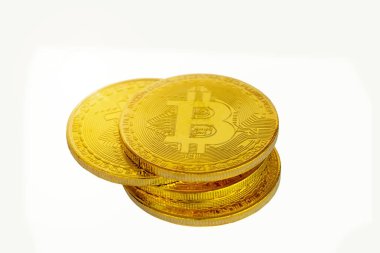 Bitcoins ve yeni sanal para kavramı. Altın bitcoins Mum grafiği grafik ve dijital arka plan sopa. Altın sikke simge mektup B.Mining veya blockchain teknolojisi ile