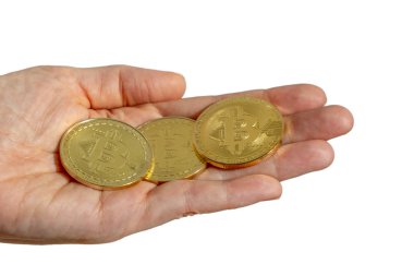 Bitcoins ve yeni sanal para kavramı. Altın bitcoins Mum grafiği grafik ve dijital arka plan sopa. Altın sikke simge mektup B.Mining veya blockchain teknolojisi ile