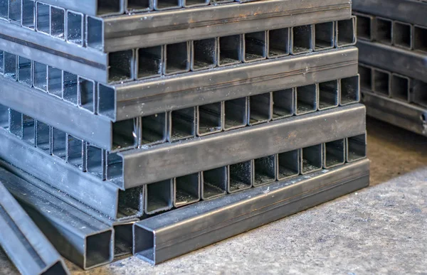 Çelik, alet ve kıvılcım kaynaklama