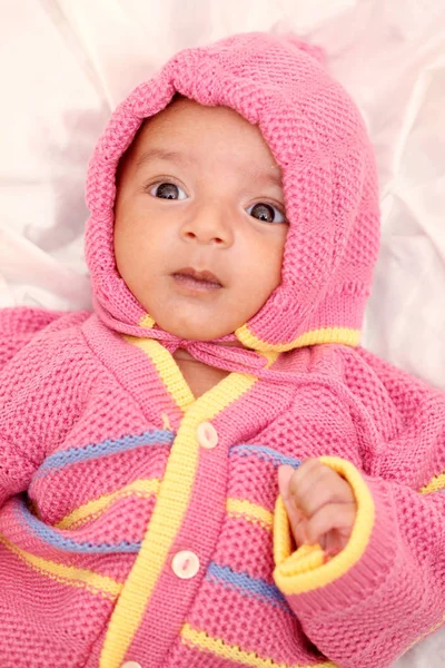 스웨터를 신생아의 — 스톡 사진
