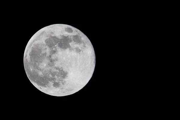 Luna Piena Nel Cielo Nero Fenomeno Astronomico — Foto Stock