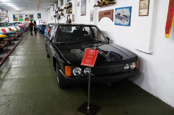 Phaeton museum of vintage cars USSR and the USA — Stock Photo, Image