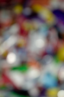 Birçok renkiçeren bulanık soyut arka plan.