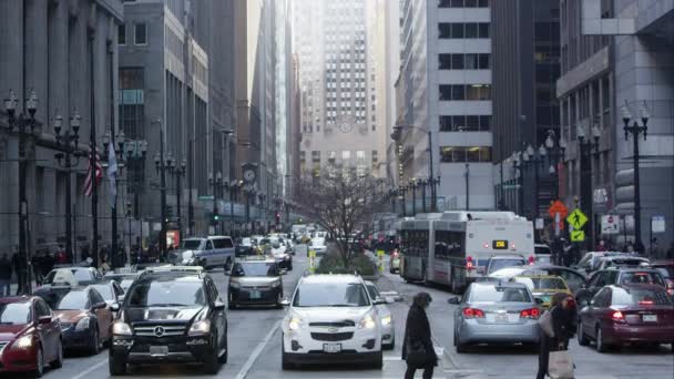 Chicago Usa Circa 2017 Het Centrum Van Chicago Traffic Voetgangers — Stockvideo