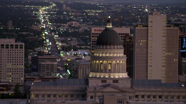 Tembakan Statis Salt Lake City Dari Belakang Gedung Utah State — Stok Video