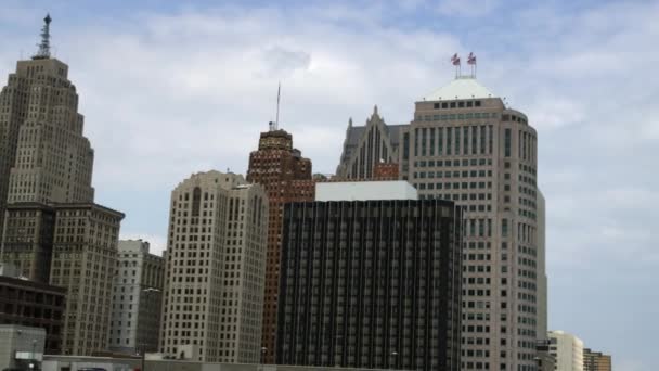 底特律天际线的平移镜头 — 图库视频影像