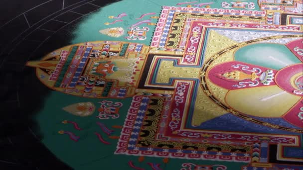 Langsames Schwenken Eines Sandmandalas — Stockvideo