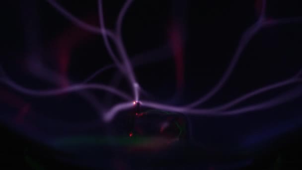 Laser Von Plasmabällen Bewegen Sich Zeitlupe Globus — Stockvideo