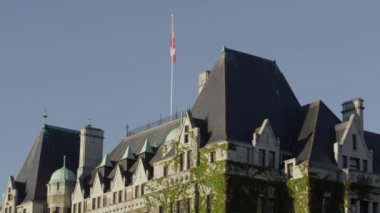 Victoria Kanada'daki The Empress Hotel'in aşağı doğru tavası