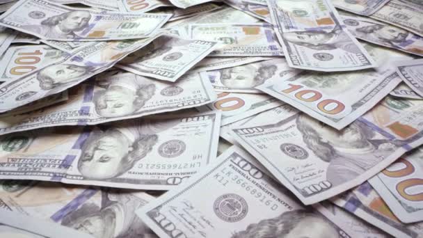一堆堆钱 100 美元的钞票正在移动 — 图库视频影像