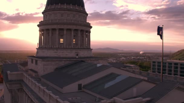 Panning Aerial View Utah State Capitol Building Colorful Sunset — Stock Video