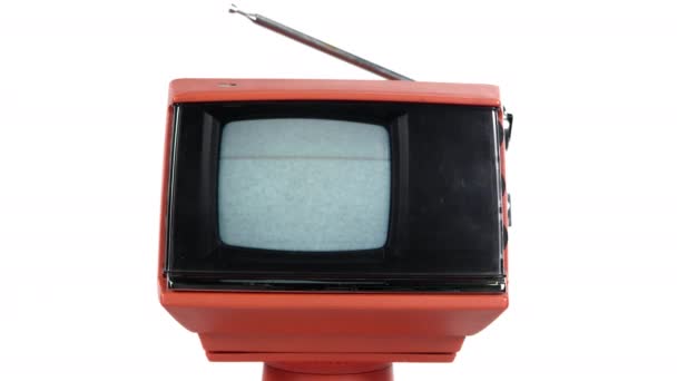 白い背景の上に画面上で静的に再生古いテレビのビュー — ストック動画