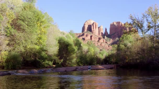 在亚利桑那州美丽的沙漠河流 — 图库视频影像