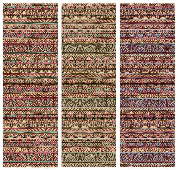 Karalamalar ve etnik desen ile vektör arka plan Doodle kümesinde