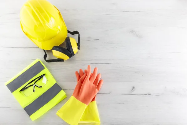 Equipamento Segurança Construção Incluindo Chapéu Duro Jaqueta Reflexiva Dobrada Óculos — Fotografia de Stock