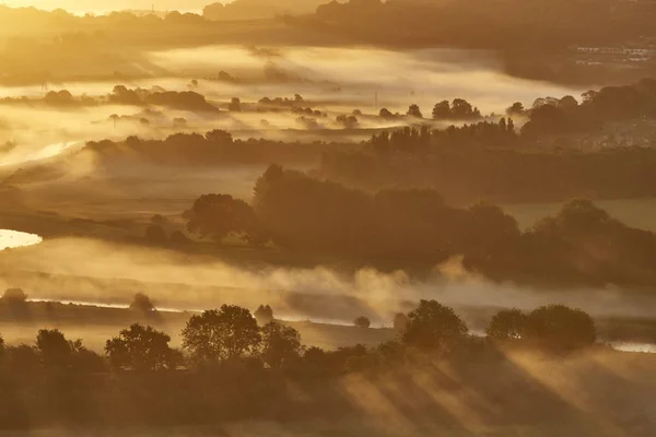 Rayos Sol Matutinos Sobre Parque Nacional South Downs Cubierto Neblina — Foto de Stock