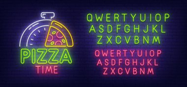 Pizza zamanı neon tabela, parlak tabela, afiş ışık. Cafe ve restaurant logo. Neon işareti yaratıcısı. Neon metin Düzenle