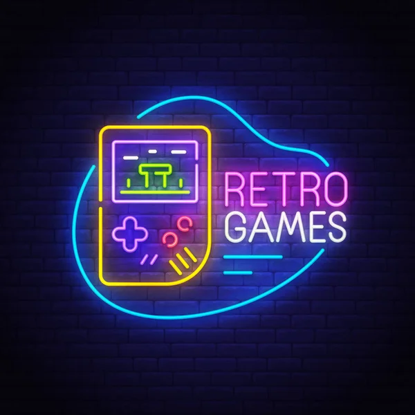 Retro Games signo de néon, tabuleta brilhante, banner de luz. Logótipo do jogo, emblema. Ilustração vetorial —  Vetores de Stock
