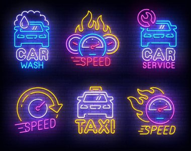 Otomotiv kümesi neon logo. Araba yıkama taksi ve araba servisi etiket ve amblemi. Neon tabela, izole plakası, parlak tabela, afiş ışık. Vektör çizim.