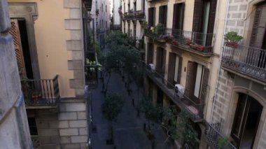 Gotik çeyrek Barcelona tarihi bir binanın balkon