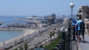 Panorama demiryolu ve deniz