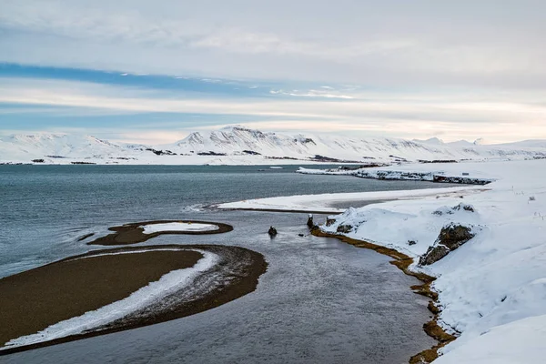 Vy över Hvalfjordur på vintern, Island — Stockfoto