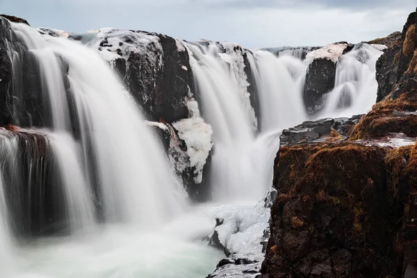 Cachoeira Kolugljufur na Islândia — Fotografia de Stock
