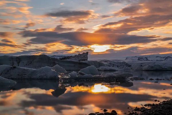 Kleurrijke Zonsondergang Jokulsarlon Gletsjerlagune Het Nationaal Park Vatnajokull Ijsland — Stockfoto