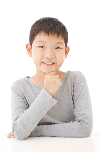 Glücklich Niedlichen Asiatischen Jungen Porträt Isoliert Auf Weißem Hintergrund — Stockfoto