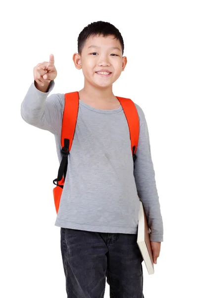 亚洲男孩学校的孩子拿着书手拿着橙色的背包 半身躯在白色的背景上被隔离 — 图库照片