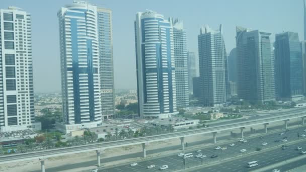 Dubai Birleşik Arap Emirlikleri Haziran Güneşli Bir Günde Yoğun Trafik — Stok video