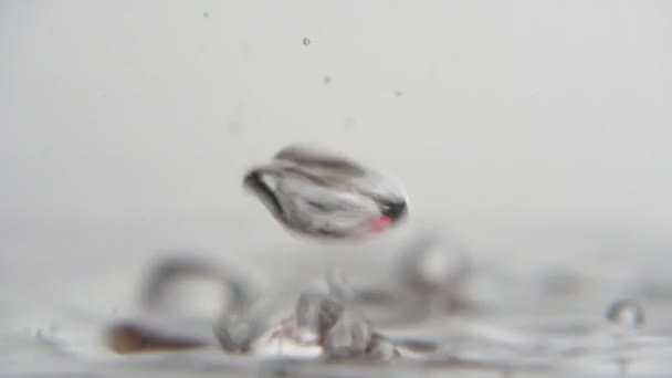 Gotas Agua Abstractas Salpicaduras Entretenidas Alegres Cámara Lenta Jolly Macro — Vídeo de stock