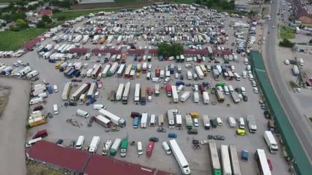 Vista Aérea Del Mercado Agricultores Con Quioscos Automóviles Camiones Ucrania — Vídeo de stock