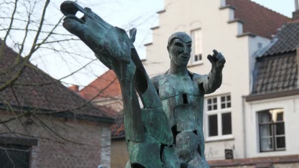 Brugge Belgium April 2019 Nonstandard Monument Horseman Apocalypse Made Metal — Stock Video