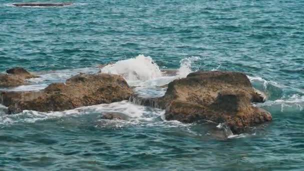 Mediterranean Sea Coast Big Stones Turkey Summer Slo Beautiful View — Stock Video