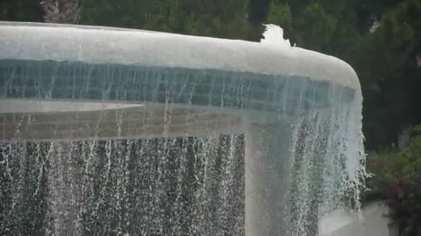 Belle Fontaine Ronde Avec Éclaboussures Eau Alanya Été Montréal Vue — Video