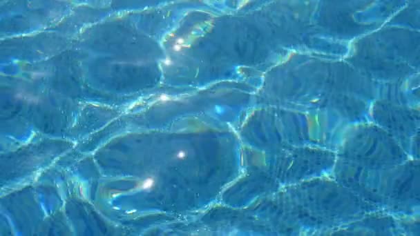 Remachando Olas Cianas Una Piscina Infantil Transparente Alanya Verano Slo — Vídeos de Stock