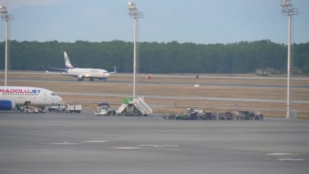 Antalya Turquía Junio 2019 Maravillosa Vista Avión Grande Movimiento Girando — Vídeos de Stock