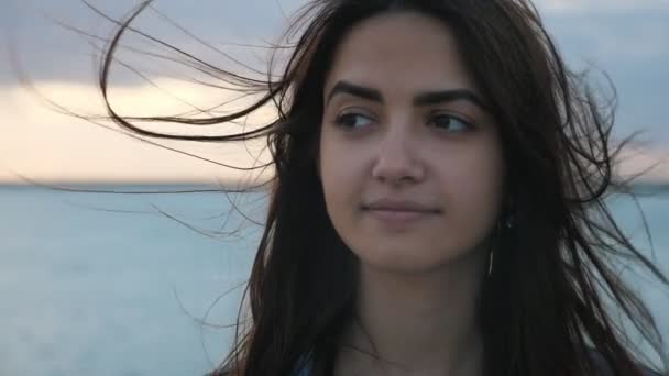 Inspired Brunette Girl Smiling Standing Black Sea Coast Summer Cheery — Stock Video