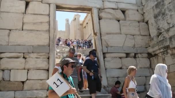 Athens Greece August 2019 Inspiring View Large Crowd Tourists Going — Stock Video