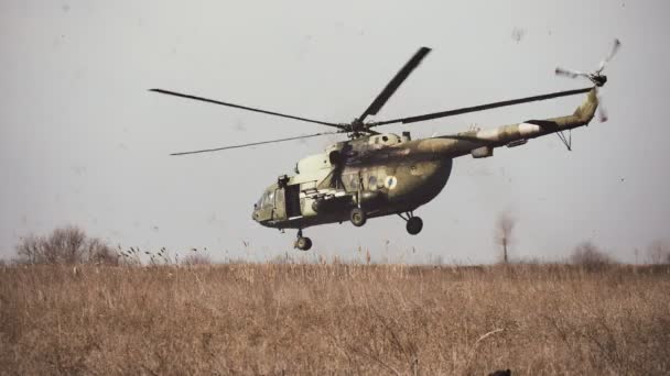 Odessa Ucrania Octubre 2018 Emocionante Vista Lateral Gran Rotorcafé Militar — Vídeo de stock