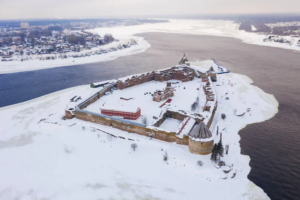 Castello di Oreshek vicino a Shlisselburg, Russia in inverno mattina, vista aerea — Foto Stock