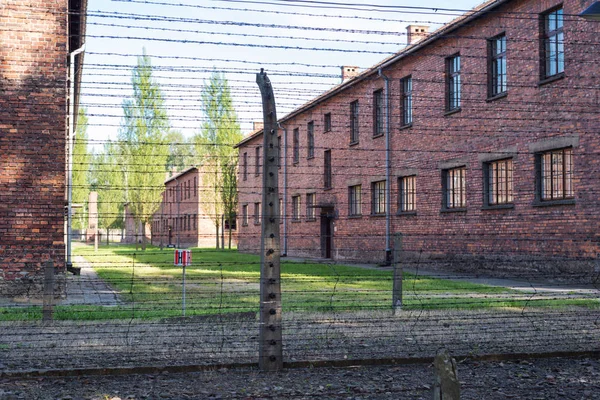 AUSCHWITZ-BIRKENAU CONCENTRATION CAMP, POLAND - JUNE, 2017: Auschwitz concentration camp in Poland. UNESCO World Heritage — Stock Photo, Image