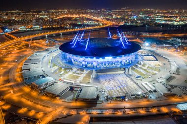St. Petersburg, Rusya - Mart, 2019: Finlandiya Körfezi'nin kuş bakışı görünümünden güzel havadan görünüm, Saint-Petersburg, Rusya, stadyum, quadrocopter drone uçuşundan manzara