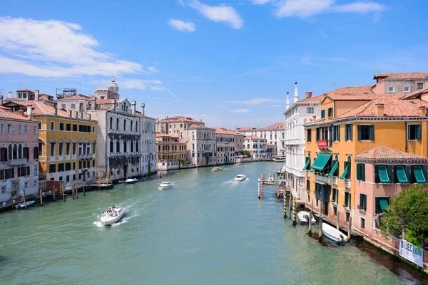 VENECIA, ITALIA - MAYO 2017: Increíble vista sobre la hermosa Venecia, Italia . — Foto de Stock