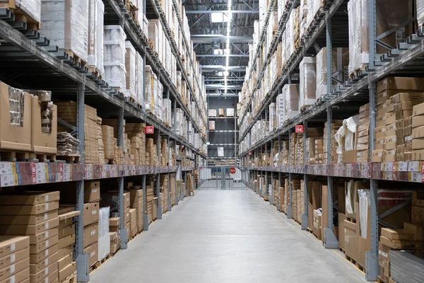 ST. PETERSBURG, RUSSIA - MARCH, 2019: Warehouse storage in an IKEA store. Founded in 1943, IKEA is the world's largest furniture retailer. IKEA operates 351 stores in 43 countries. — Stock Photo, Image