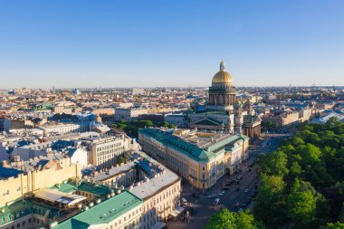 St. Petersburg'da. Aziz Isaac Katedrali. Yaz, St. Petersburg'da. St. Havadan görüntü drone. Bronz Süvari. Rusya